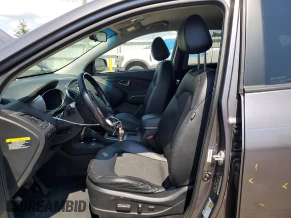 2014 Hyundai Tucson SE z VIN KM8JUCAG0EU905095, wystawiony jako Copart lot #71243835 z przebiegiem 114 800 mil mil oraz Szkoda całkowita • Salvage title. Historia ofert i sprzedaży dostępna na DreamBid. Obrazek 7.