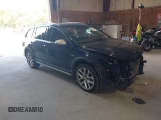 ✅ 2019 Volkswagen Golf S • VIN: 3VWH17AU6KM515754 • Lot: 42774524. Wystawiony na IAAI z przebiegiem 23 981 mil. Bezpłatny archiwum sprzedaży aukcyjnych z USA i szczegółowy raport historii pojazdu na DreamBid. Zdjęcie 1.