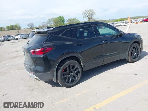 ✅ 2020 Chevrolet Blazer LT • VIN: 3GNKBHRS4LS608775 • Lot: 42191911. Listed on IAAI with 58,148 mi. Free auction sales archive from the USA and detailed vehicle history report at DreamBid. Image 4.