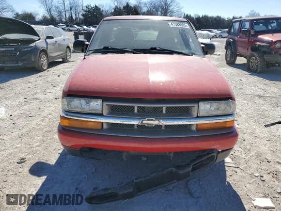 ✅ 2002 Chevrolet S-10 LS • VIN: 1GCCS19W428195531 • Лот: 47388695. Опубликован ранее на Copart с пробегом 147 060 миль. Бесплатный доступ к архиву аукционных продаж из США и подробный отчёт об истории автомобиля на DreamBid. Изображение 5.