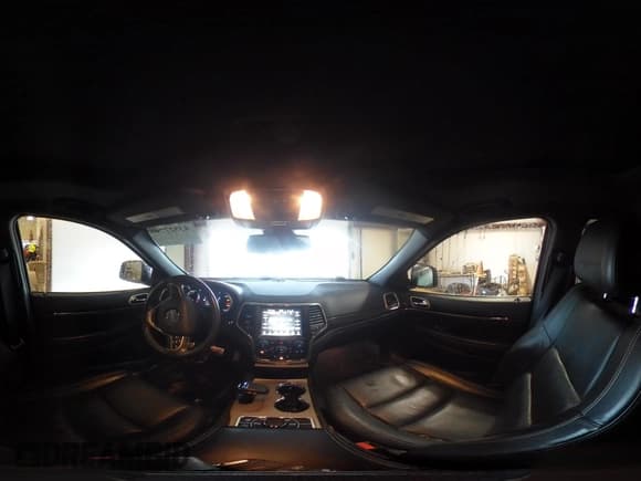 ✅ 2014 Jeep Grand Cherokee Limited • VIN: 1C4RJFBT6EC241033 • Lot: 43527797. Wystawiony na IAAI z przebiegiem 116 452 mil. Bezpłatny archiwum sprzedaży aukcyjnych z USA i szczegółowy raport historii pojazdu na DreamBid. Zdjęcie 18.