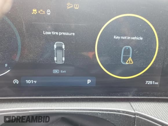 ✅ 2025 Hyundai Santa Fe Calligraphy • VIN: 5NMP54GL0SH086338 • Lot: 66622995. Listed on Copart with 7,251 mi. Free auction sales archive from the USA and detailed vehicle history report at DreamBid. Image 9.