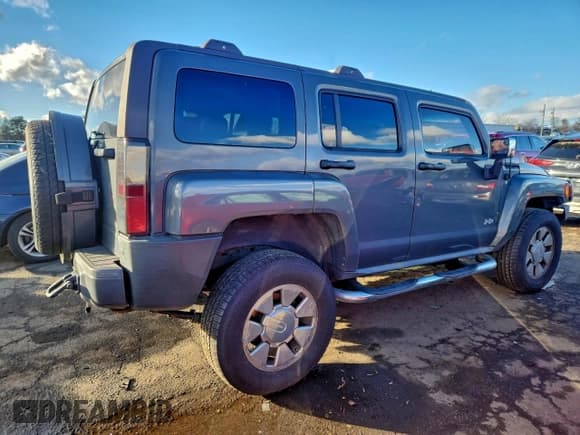 ✅ 2008 Hummer H3 Luxury • VIN: 5GTEN13E288128718 • Lot: 96230565. Wystawiony na Copart z przebiegiem 194 792 mil. Bezpłatny archiwum sprzedaży aukcyjnych z USA i szczegółowy raport historii pojazdu na DreamBid. Zdjęcie 3.