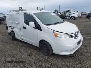 ✅ 2019 Nissan NV200 SV • VIN: 3N6CM0KNXKK700935 • Lot: 43447843. Wystawiony na IAAI z przebiegiem 49 702 mil. Bezpłatny archiwum sprzedaży aukcyjnych z USA i szczegółowy raport historii pojazdu na DreamBid. Zdjęcie 1.