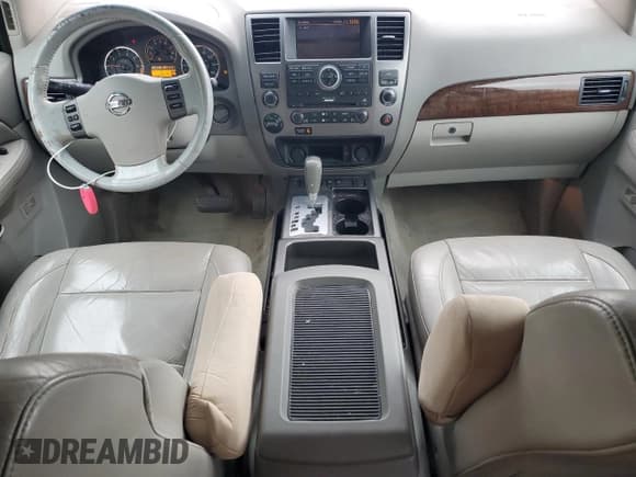 ✅ 2010 Nissan Armada SE • VIN: 5N1BA0NC2AN602343 • Lot: 62792295. Wystawiony na Copart z przebiegiem 187 146 mil. Bezpłatny archiwum sprzedaży aukcyjnych z USA i szczegółowy raport historii pojazdu na DreamBid. Zdjęcie 8.