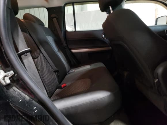 ✅ 2010 Chevrolet HHR 1LT • VIN: 3GNBABDB6AS554402 • Lot: 54895565. Listed on Copart with 131,521 mi. Free auction sales archive from the USA and detailed vehicle history report at DreamBid. Image 11.