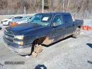 ✅ 2006 Chevrolet Silverado 1500 LT1 • VIN: 2GCEK13TX61232856 • Лот: 41593832. Опубликован ранее на IAAI с пробегом 186 273 миль. Бесплатный доступ к архиву аукционных продаж из США и подробный отчёт об истории автомобиля на DreamBid. Изображение 2.