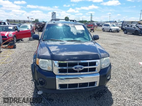 ✅ 2011 Ford Escape Limited • VIN: 1FMCU9EG9BKB52518 • Lot: 42598063. Listed on IAAI with 222,108 mi. Free auction sales archive from the USA and detailed vehicle history report at DreamBid. Image 12.