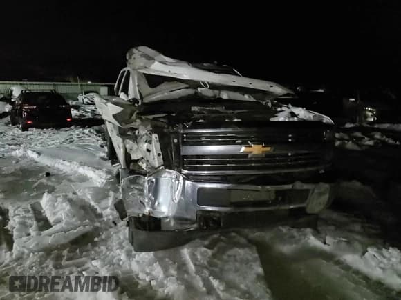 ✅ 2015 Chevrolet Silverado 2500HD LT • VIN: 1GC1KVE84FF566307 • Lot: 45923095. Wystawiony na Copart z przebiegiem 308 572 mil. Bezpłatny archiwum sprzedaży aukcyjnych z USA i szczegółowy raport historii pojazdu na DreamBid. Zdjęcie 10.