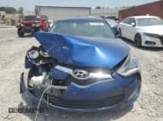 ✅ 2017 Hyundai Veloster • VIN: KMHTC6AD1HU307959 • Lot: 65978804. Wystawiony na Copart z przebiegiem 154 376 mil. Bezpłatny archiwum sprzedaży aukcyjnych z USA i szczegółowy raport historii pojazdu na DreamBid. Zdjęcie 5.