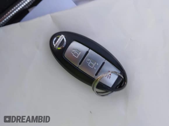 ✅ 2019 Nissan Kicks SR • VIN: 3N1CP5CU9KL497370 • Лот: 43759376. Опубликован ранее на IAAI с пробегом 47 292 миль. Бесплатный доступ к архиву аукционных продаж из США и подробный отчёт об истории автомобиля на DreamBid. Изображение 11.