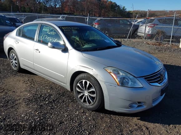 ✅ 2011 Nissan Altima S • VIN: 1N4AL2AP9BC177611 • Лот: 40857365. Опубликован ранее на IAAI с пробегом 190 286 миль. Бесплатный доступ к архиву аукционных продаж из США и подробный отчёт об истории автомобиля на DreamBid. Изображение 1.