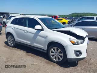 2015 Mitsubishi Outlander ES с VIN 4A4AP3AW4FE032958, выставлен на аукционе IAAI как лот 42531744 с пробегом 131 440 миль миль и . История ставок и продаж доступна на DreamBid. Изображение 1.