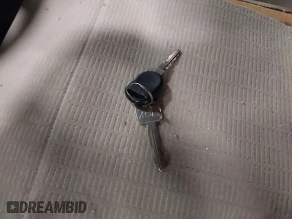 ✅ 2008 Ford Explorer XLT • VIN: 1FMEU73838UB12165 • Lot: 42457812. Wystawiony na IAAI z przebiegiem 221 905 mil. Bezpłatny archiwum sprzedaży aukcyjnych z USA i szczegółowy raport historii pojazdu na DreamBid. Zdjęcie 11.