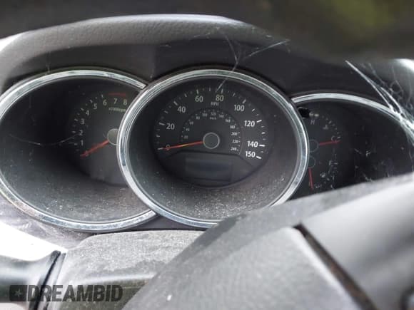 ✅ 2011 Kia Sorento LX • VIN: 5XYKTCA18BG015108 • Lot: 43728014. Wystawiony na IAAI z przebiegiem 122 055 mil. Bezpłatny archiwum sprzedaży aukcyjnych z USA i szczegółowy raport historii pojazdu na DreamBid. Zdjęcie 7.