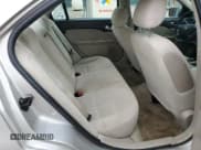 ✅ 2008 Ford Fusion S • VIN: 3FAHP06Z58R139854 • Lot: 60404475. Wystawiony na Copart z przebiegiem 193 672 mil. Bezpłatny archiwum sprzedaży aukcyjnych z USA i szczegółowy raport historii pojazdu na DreamBid. Zdjęcie 10.