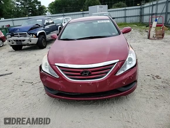 ✅ 2014 Hyundai Sonata GLS • VIN: 5NPEB4AC9EH843978 • Lot: 69616764. Listed on Copart with 152,229 mi. Free auction sales archive from the USA and detailed vehicle history report at DreamBid. Image 11.