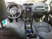✅ 2022 Jeep Renegade Limited • VIN: ZACNJDD11NPN82881 • Лот: 71968195. Опубликован ранее на Copart с пробегом Не указан. Бесплатный доступ к архиву аукционных продаж из США и подробный отчёт об истории автомобиля на DreamBid. Изображение 8.