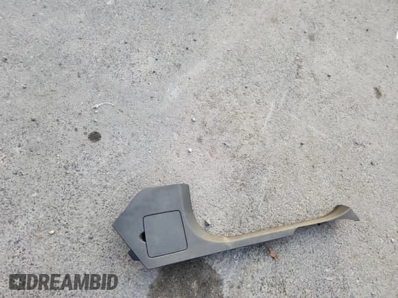 ✅ 2017 Mercedes-Benz E 300 Luxury • VIN: WDDZF4KB0HA181432 • Lot: 93497855. Listed on Copart with Not provided. Free auction sales archive from the USA and detailed vehicle history report at DreamBid. Image 12.