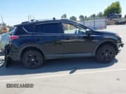 ✅ 2017 Toyota RAV4 LE • VIN: 2T3ZFREV6HW371315 • Lot: 42495989. Wystawiony na IAAI z przebiegiem 154 702 mil. Bezpłatny archiwum sprzedaży aukcyjnych z USA i szczegółowy raport historii pojazdu na DreamBid. Zdjęcie 14.