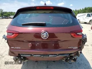 ✅ 2018 Buick Regal Essence • VIN: W04GV8SX5J1176203 • Lot: 66086824. Wystawiony na Copart z przebiegiem 57 879 mil. Bezpłatny archiwum sprzedaży aukcyjnych z USA i szczegółowy raport historii pojazdu na DreamBid. Zdjęcie 6.