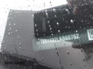 ✅ 2020 Ford Transit Cargo • VIN: 1FTBR1X82LKB60762 • Lot: 41572948. Listed on IAAI with 112,050 mi. Free auction sales archive from the USA and detailed vehicle history report at DreamBid. Image 9.