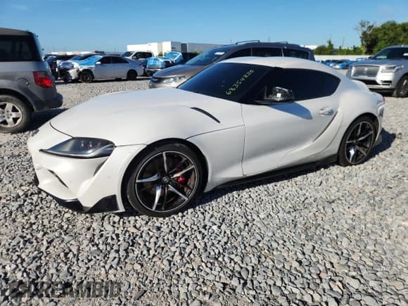 ✅ 2020 Toyota Supra 3.0 • VIN: WZ1DB4C09LW031359 • Лот: 68354835. Опубликован ранее на Copart с пробегом Не указан. Бесплатный доступ к архиву аукционных продаж из США и подробный отчёт об истории автомобиля на DreamBid. Изображение 1.