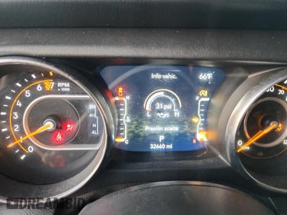 ✅ 2021 Jeep Gladiator High Altitude • VIN: 1C6HJTFG0ML578990 • Lot: 86859715. Wystawiony na Copart z przebiegiem 32 660 mil. Bezpłatny archiwum sprzedaży aukcyjnych z USA i szczegółowy raport historii pojazdu na DreamBid. Zdjęcie 9.