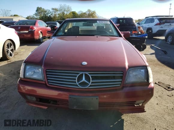 ✅ 1995 Mercedes-Benz SL 5.0L • VIN: WDBFA67E6SF118922 • Lot: 85929605. Wystawiony na Copart z przebiegiem Nie podano. Bezpłatny archiwum sprzedaży aukcyjnych z USA i szczegółowy raport historii pojazdu na DreamBid. Zdjęcie 5.