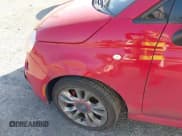 ✅ 2015 FIAT 500 Sport • VIN: 3C3CFFBR1FT550060 • Lot: 43387914. Wystawiony na IAAI z przebiegiem 74 336 mil. Bezpłatny archiwum sprzedaży aukcyjnych z USA i szczegółowy raport historii pojazdu na DreamBid. Zdjęcie 6.