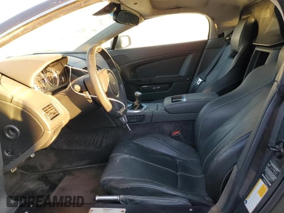 ✅ 2008 Aston Martin Vantage • VIN: SCFBB04B88GD08555 • Lot: 80562154. Wystawiony na Copart z przebiegiem Nie podano. Bezpłatny archiwum sprzedaży aukcyjnych z USA i szczegółowy raport historii pojazdu na DreamBid. Zdjęcie 7.