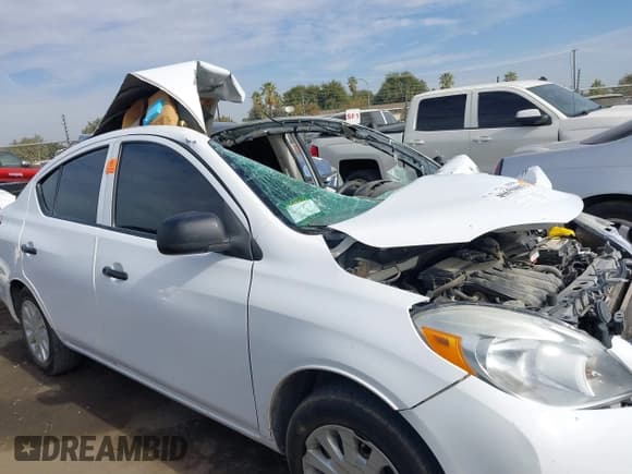 ✅ 2014 Nissan Versa SV • VIN: 3N1CN7AP2EL853385 • Lot: 40659093. Listed on IAAI with Not provided. Free auction sales archive from the USA and detailed vehicle history report at DreamBid. Image 13.
