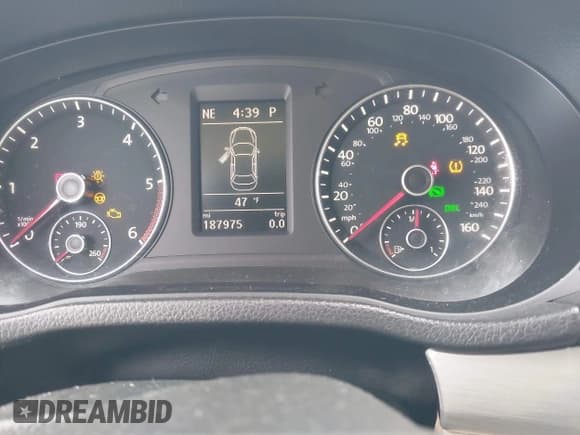 ✅ 2013 Volkswagen Passat SE • VIN: 1VWBN7A3XDC109658 • Lot: 43866832. Listed on IAAI with 187,975 mi. Free auction sales archive from the USA and detailed vehicle history report at DreamBid. Image 7.