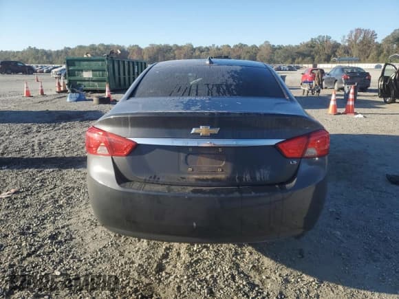 ✅ 2015 Chevrolet Impala LS • VIN: 2G11Z5SL0F9242633 • Lot: 86814685. Listed on Copart with 127,197 mi. Free auction sales archive from the USA and detailed vehicle history report at DreamBid. Image 6.