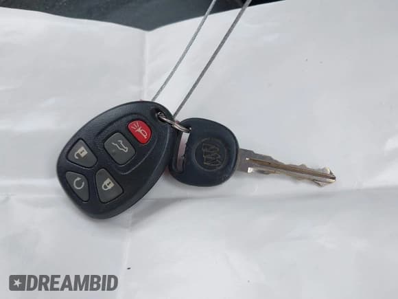 ✅ 2017 Buick Enclave Leather • VIN: 5GAKRBKD4HJ340110 • Lot: 41942637. Wystawiony na IAAI z przebiegiem Nie podano. Bezpłatny archiwum sprzedaży aukcyjnych z USA i szczegółowy raport historii pojazdu na DreamBid. Zdjęcie 11.