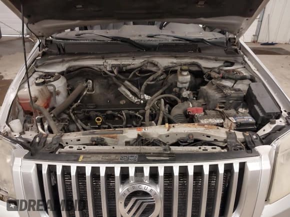 ✅ 2010 Mercury Mariner Premier • VIN: 4M2CN8H75AKJ19578 • Lot: 43813712. Listed on IAAI with 145,067 mi. Free auction sales archive from the USA and detailed vehicle history report at DreamBid. Image 10.