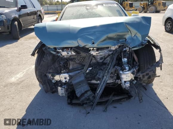 ✅ 2025 Mercedes-Benz E 450 • VIN: W1KLF6BB7SA174177 • Lot: 89843925. Wystawiony na Copart z przebiegiem Nie podano. Bezpłatny archiwum sprzedaży aukcyjnych z USA i szczegółowy raport historii pojazdu na DreamBid. Zdjęcie 5.