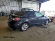 ✅ 2012 Mazda 3 i Touring • VIN: JM1BL1V76C1557988 • Лот: 93959545. Опубликован ранее на Copart с пробегом 225 197 миль. Бесплатный доступ к архиву аукционных продаж из США и подробный отчёт об истории автомобиля на DreamBid. Изображение 3.