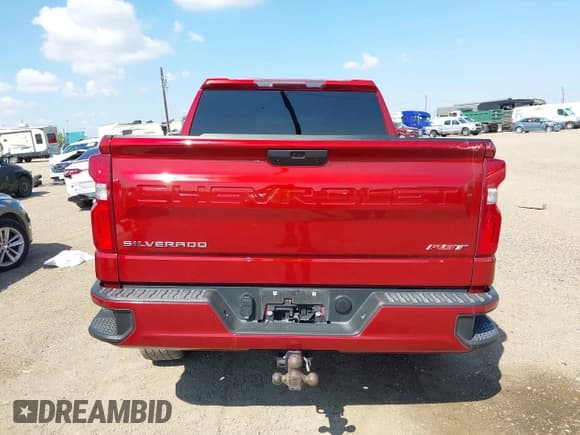 ✅ 2021 Chevrolet Silverado 1500 RST • VIN: 3GCPWDED8MG285709 • Lot: 43180967. Wystawiony na IAAI z przebiegiem 29 064 mil. Bezpłatny archiwum sprzedaży aukcyjnych z USA i szczegółowy raport historii pojazdu na DreamBid. Zdjęcie 17.