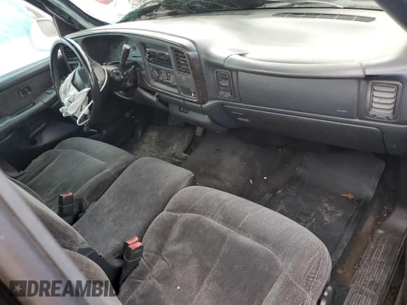 ✅ 1999 Chevrolet Silverado 1500 • VIN: 1GCEC14V5XZ102683 • Лот: 41342705. Опубликован ранее на Copart с пробегом Не указан. Бесплатный доступ к архиву аукционных продаж из США и подробный отчёт об истории автомобиля на DreamBid. Изображение 8.