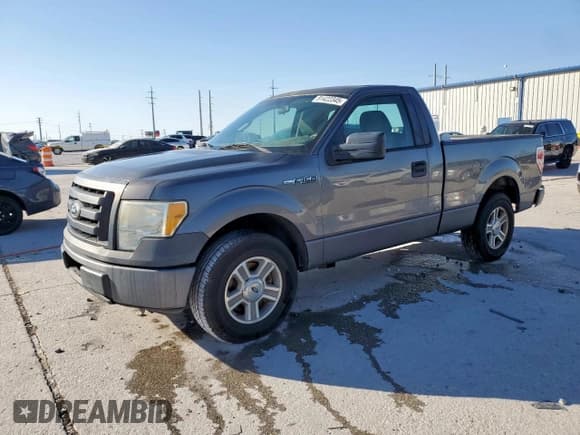 ✅ 2010 Ford F-150 XL • VIN: 1FTMF1CW0AKE74641 • Lot: 91422345. Wystawiony na Copart z przebiegiem 158 019 mil. Bezpłatny archiwum sprzedaży aukcyjnych z USA i szczegółowy raport historii pojazdu na DreamBid. Zdjęcie 1.