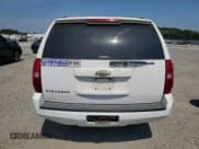 ✅ 2009 Chevrolet Suburban LS • VIN: 1GNFC16J69R200503 • Лот: 61926495. Опубликован ранее на Copart с пробегом 360 653 миль. Бесплатный доступ к архиву аукционных продаж из США и подробный отчёт об истории автомобиля на DreamBid. Изображение 6.