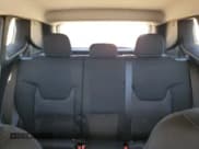 ✅ 2017 Jeep Renegade Sport • VIN: ZACCJBABXHPG25890 • Lot: 90972385. Wystawiony na Copart z przebiegiem 81 420 mil. Bezpłatny archiwum sprzedaży aukcyjnych z USA i szczegółowy raport historii pojazdu na DreamBid. Zdjęcie 10.