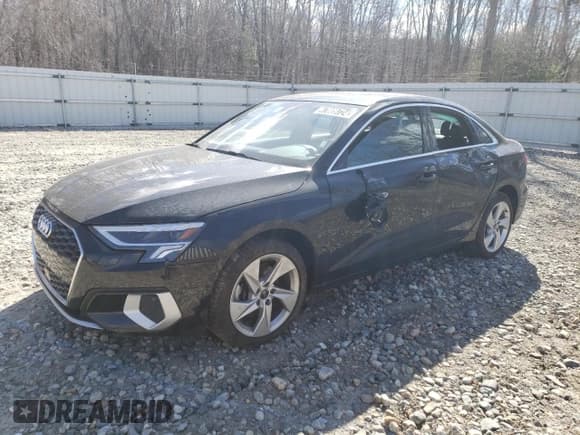 ✅ 2023 Audi A3 Premium • VIN: WAUAUDGYXPA104220 • Лот: 47809724. Опубликован ранее на Copart с пробегом 19 088 миль. Бесплатный доступ к архиву аукционных продаж из США и подробный отчёт об истории автомобиля на DreamBid. Изображение 1.