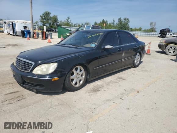 ✅ 2004 Mercedes-Benz S 500 • VIN: WDBNG84JX4A417661 • Lot: 68915494. Wystawiony na Copart z przebiegiem Nie podano. Bezpłatny archiwum sprzedaży aukcyjnych z USA i szczegółowy raport historii pojazdu na DreamBid. Zdjęcie 1.