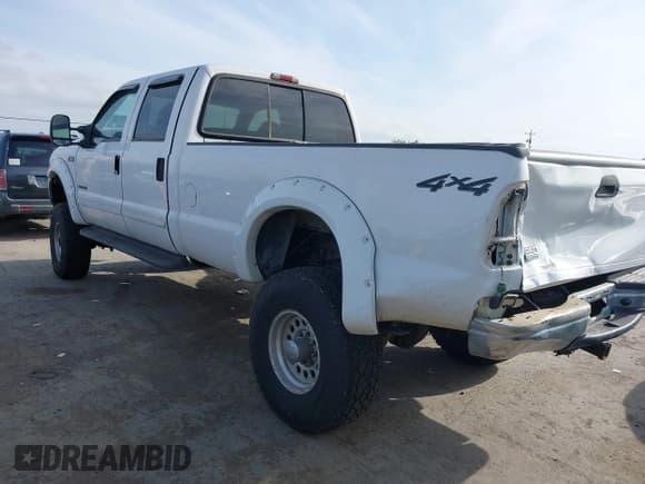 ✅ 2001 Ford F-350 XL • VIN: 1FTSW31F81EC22639 • Lot: 42053195. Wystawiony na IAAI z przebiegiem 285 028 mil. Bezpłatny archiwum sprzedaży aukcyjnych z USA i szczegółowy raport historii pojazdu na DreamBid. Zdjęcie 3.