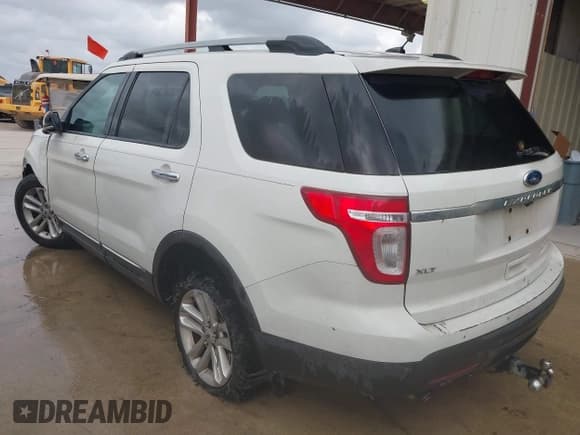 ✅ 2012 Ford Explorer XLT • VIN: 1FMHK7D86CGA53122 • Lot: 43682950. Wystawiony na IAAI z przebiegiem 284 097 mil. Bezpłatny archiwum sprzedaży aukcyjnych z USA i szczegółowy raport historii pojazdu na DreamBid. Zdjęcie 3.