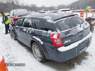 2008 Dodge Magnum SXT с VIN 2D4FV37V08H246362, выставлен на аукционе IAAI как лот 41613598 с пробегом Не указан миль и . История ставок и продаж доступна на DreamBid. Изображение 3.