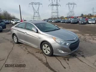 ✅ 2011 Hyundai Sonata Hybrid • VIN: KMHEC4A48BA006546 • Лот: 43761851. Опубликован ранее на IAAI с пробегом 105 594 миль. Бесплатный доступ к архиву аукционных продаж из США и подробный отчёт об истории автомобиля на DreamBid. Изображение 1.