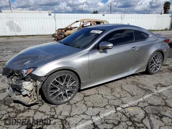 ✅ 2017 Lexus RC 200t • VIN: JTHHA5BC6H5005933 • Lot: 40622244. Wystawiony na Copart z przebiegiem 127 659 mil. Bezpłatny archiwum sprzedaży aukcyjnych z USA i szczegółowy raport historii pojazdu na DreamBid. Zdjęcie 1.